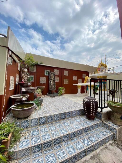 Ratanawong Place 405 Banguecoque Exterior foto